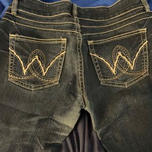 Wrangler jeans. Bootcut. Dark wash. Size 7/8. Length 34.